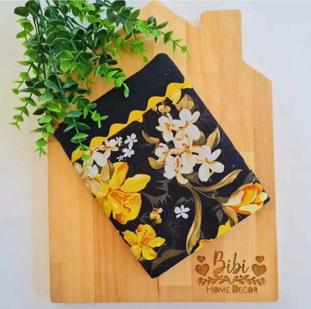 Pano Floral Preto